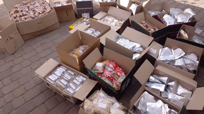 1500 порцій на тиждень: волинські "Файні ґаздині" готують для бійців сухі супи та борщі 1500 порцій на тиждень: волинські "Файні ґаздині" готують для бійців сухі супи та борщі