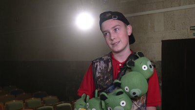 Збирають гроші на дрони: у Рівному учні покажуть благодійну виставу Збирають гроші на дрони: у Рівному учні покажуть благодійну виставу