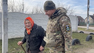 Як черкаські волонтери допомагають місцевим на Херсонщині, війна в Україні