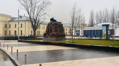 Біля станції метро "Арсенальна" зроблять наземний перехід. Як і коли це буде