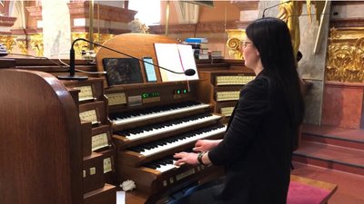 Взяла 2 академвідпустки, щоб волонтерити. Запоріжанка допомагає українцям в Польщі Взяла 2 академвідпустки, щоб волонтерити. Запоріжанка допомагає українцям в Польщі