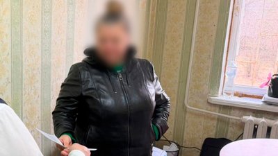 На Харківщині викрили жінку, яка вимагала $4500 з пораненого військового 