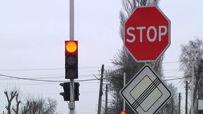 В райцентрі на Житомирщині щомісяця реєструють по кілька ДТП в одному і тому ж місці В райцентрі на Житомирщині щомісяця реєструють по кілька ДТП в одному і тому ж місці