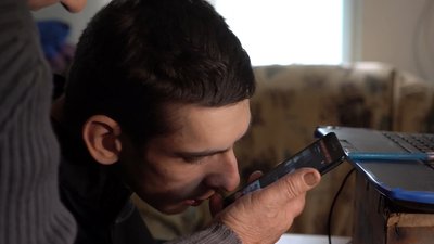 Володимир Малуха навчився працювати з гаджетами Володимир Малуха навчився працювати з гаджетами