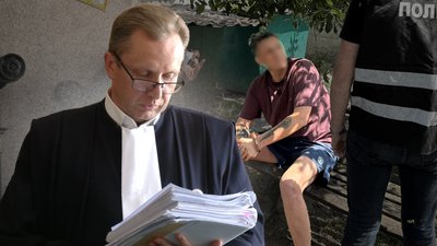 Суд зупинив провадження у справі сина міської голови Прилук Ярослава Попенка
