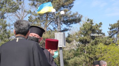 Без масових заходів та під наглядом поліції: як відзначають 8 травня в Одесі Без масових заходів та під наглядом поліції: як відзначають 8 травня в Одесі
