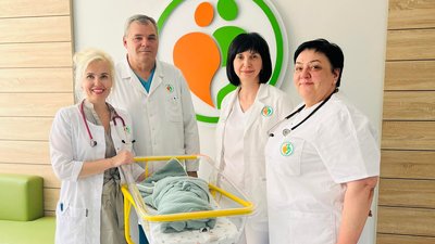 У Львівському перинатальному центрі виходили хлопчика вагою 700 г