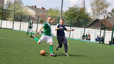 У Коломиї на Франківщині під час турніру з мініфутболу зібрали 40 тис. грн для військових