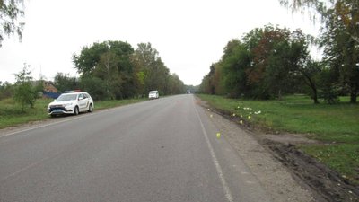 Аварія на Сумщині: до лікарні шпиталізували велосипедистку