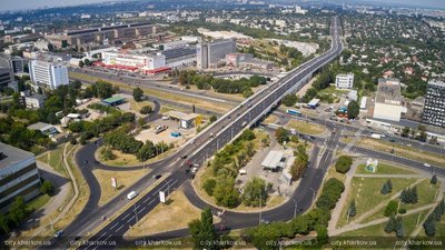 У Харкові відкрили для проїзду відремонтовану частину Комунального мосту У Харкові відкрили для проїзду відремонтовану частину Комунального мосту