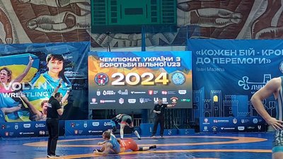 Дев'ятеро прикарпатських спортсменів здобули нагороди на чемпіонаті України з вільної боротьби