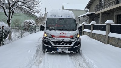 Медики, "швидка" допомога, екстрена медична допомога, Франківщина, негода