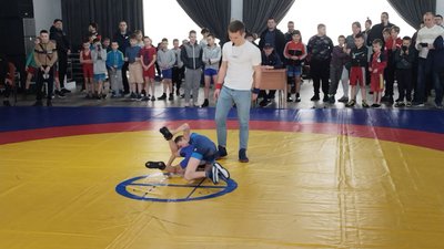 Понад 100 учасників на килимі. У Сумах відбувся відкритий чемпіонат міста з вільної боротьби Понад 100 учасників на килимі. У Сумах відбувся відкритий чемпіонат міста з вільної боротьби