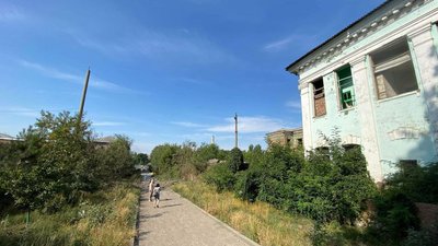 На Донеччині армія РФ проти цивільних використала авіабомби, ракети, артилерію, РСЗВ "Ураган" і "Град"