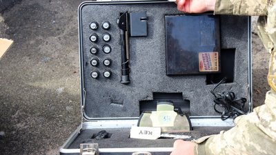 У громаді на Вінниччині придбали автівку та передали військовослужбовцям ЗСУ