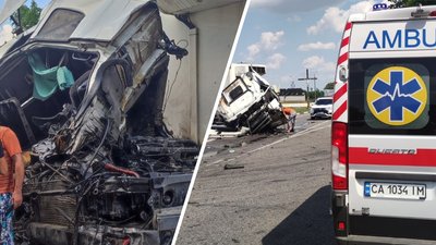 На Черкащині зіштовхнулись дві вантажівки. Один водій отримав травми