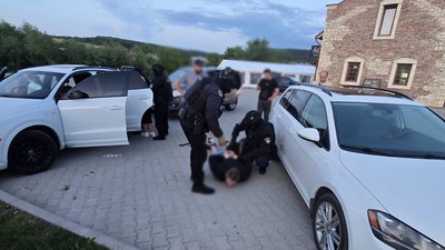 На Тернопільщині судитимуть підозрюваних у незаконному переправлення за кордон

