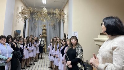 Виставку новорічно-різдвяної атрибутики розгорнули у Житомирському обласному краєзнавчому музеї Виставку новорічно-різдвяної атрибутики розгорнули у Житомирському обласному краєзнавчому музеї