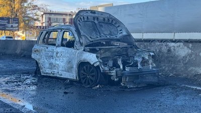 Автомобіль, що згорів внаслідок обстрілу РФ. Чабани, Київська область, 20 жовтня 2026 року