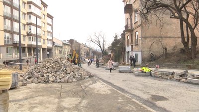 Дороги у Львові: які ремонтували у 2022 році та що планують у наступному Дороги у Львові: які ремонтували у 2022 році та що планують у наступному