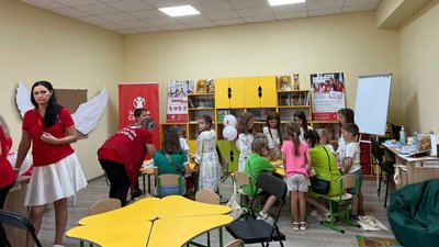 У приміщенні колишнього ресторану у Чернівцях відкрили простір для дітей У приміщенні колишнього ресторану у Чернівцях відкрили простір для дітей