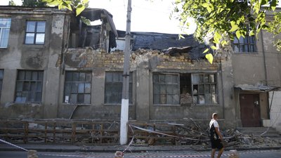Обвал заводу в Одесі: стали відомі причина руйнування та позиція мерії