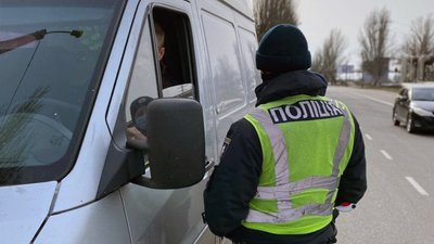 464 порушення правил користування паском безпеки зафіксували патрульні Закарпаття