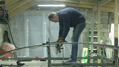 Отримав мікрогрант у 18 років: на Рівненщині студент відкрив власний цех Отримав мікрогрант у 18 років: на Рівненщині студент відкрив власний цех