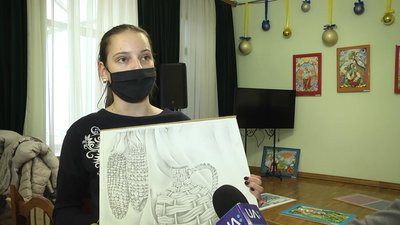 На Житомирщині вихованці художньої школи презентують більше сотні власних картин На Житомирщині вихованці художньої школи презентують більше сотні власних картин