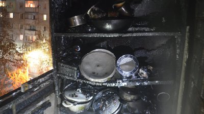 У Миколаєві в Новорічну ніч від салюту загорілося на балконі багатоповерхівці У Миколаєві в Новорічну ніч від салюту загорілося на балконі багатоповерхівці