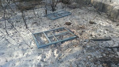 На Сумщині внаслідок обстрілів зі сторони РФ пошкоджені будинки, лінію електропередач та автомобіль На Сумщині внаслідок обстрілів зі сторони РФ пошкоджені будинки, лінію електропередач та автомобіль