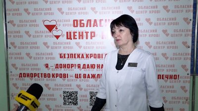 У лютому на Житомирщині виїзні бригади центру крові додатково залучили понад 800 донорів У лютому на Житомирщині виїзні бригади центру крові додатково залучили понад 800 донорів