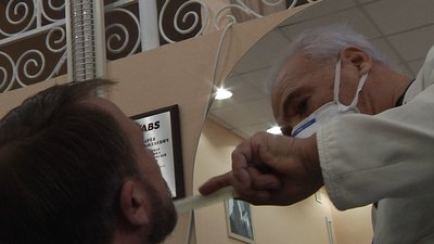 "Працюю 66 років, це моє життя". Історія 88-річного перукаря з Одеси Івана Штирьова "Працюю 66 років, це моє життя". Історія 88-річного перукаря з Одеси Івана Штирьова