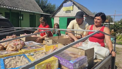 У Криничанській громаді Дніпропетровщини волонтери понад 19 місяців готують їжу на передову для військових