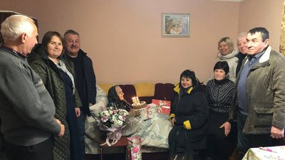 Емілія Антонівна відзначила столітній ювілей Емілія Антонівна відзначила столітній ювілей