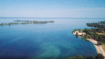 Екологія водойм на Черкащині: річка, яку перетинають шість ГЕС — Дніпро Екологія водойм на Черкащині: річка, яку перетинають шість ГЕС — Дніпро