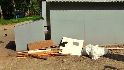 У Вінниці муніципали перевіряють стан сміттєвих майданчиків У Вінниці муніципали перевіряють стан сміттєвих майданчиків