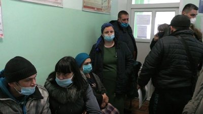 За останню добу в травмопункт Херсона звернулося втричі більше людей ніж завжди За останню добу в травмопункт Херсона звернулося втричі більше людей ніж завжди