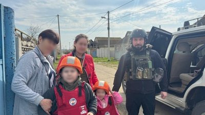 Херсонщина, поліція, евакуація, діти