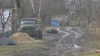Відремонтована дорога на папері є, а в наявності не має. Де гроші: з'ясовує волинська громада