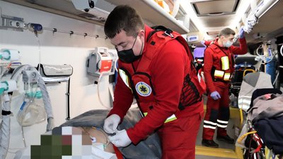 Реанімація на колесах: черкаські медики перевезли пацієнтів з "гарячих" областей Реанімація на колесах: черкаські медики перевезли пацієнтів з "гарячих" областей