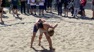 Чемпіонат області з пляжної боротьби відбувся у Сумах