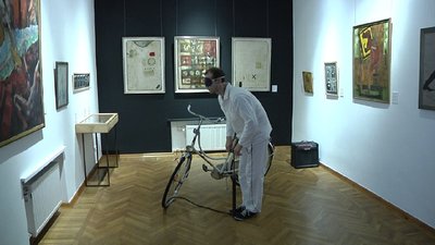 8 годин та 9 рухомих експонатів: в Одесі відбувся перфоманс 8 годин та 9 рухомих експонатів: в Одесі відбувся перфоманс
