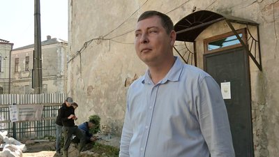 Археологи дослідили підвал у монастирському корпусі Луцького братства. Підземелля корпусу затоплені Археологи дослідили підвал у монастирському корпусі Луцького братства. Підземелля корпусу затоплені