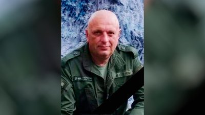 На Чернігівщині поховали бійців Олександра Зоця, Василя Тимченка та Віталія Щербиніна На Чернігівщині поховали бійців Олександра Зоця, Василя Тимченка та Віталія Щербиніна