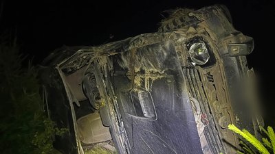 ДТП, аварія, Mitsubishi Pajero, перекинуте авто, Яблуниця ДТП, аварія, Mitsubishi Pajero, перекинуте авто, Яблуниця