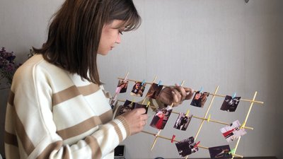 Батько та хлопець у полоні: 17-річна дівчина розповіла, як виїжджала до Одеси з окупованого села під Маріуполем Батько та хлопець у полоні: 17-річна дівчина розповіла, як виїжджала до Одеси з окупованого села під Маріуполем