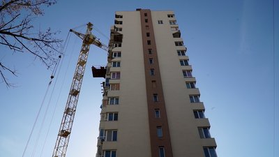 Ремонтні роботи на Чорновола Ремонтні роботи на Чорновола