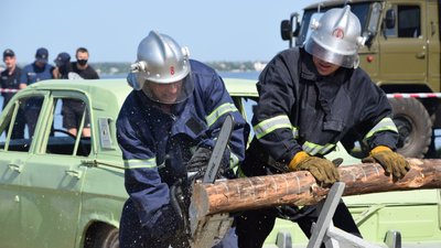 У Миколаєві відбулись обласні змагання рятувальників У Миколаєві відбулись обласні змагання рятувальників