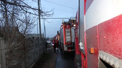 На Одещині рятувальники гасили пожежу у приватному будинку На Одещині рятувальники гасили пожежу у приватному будинку